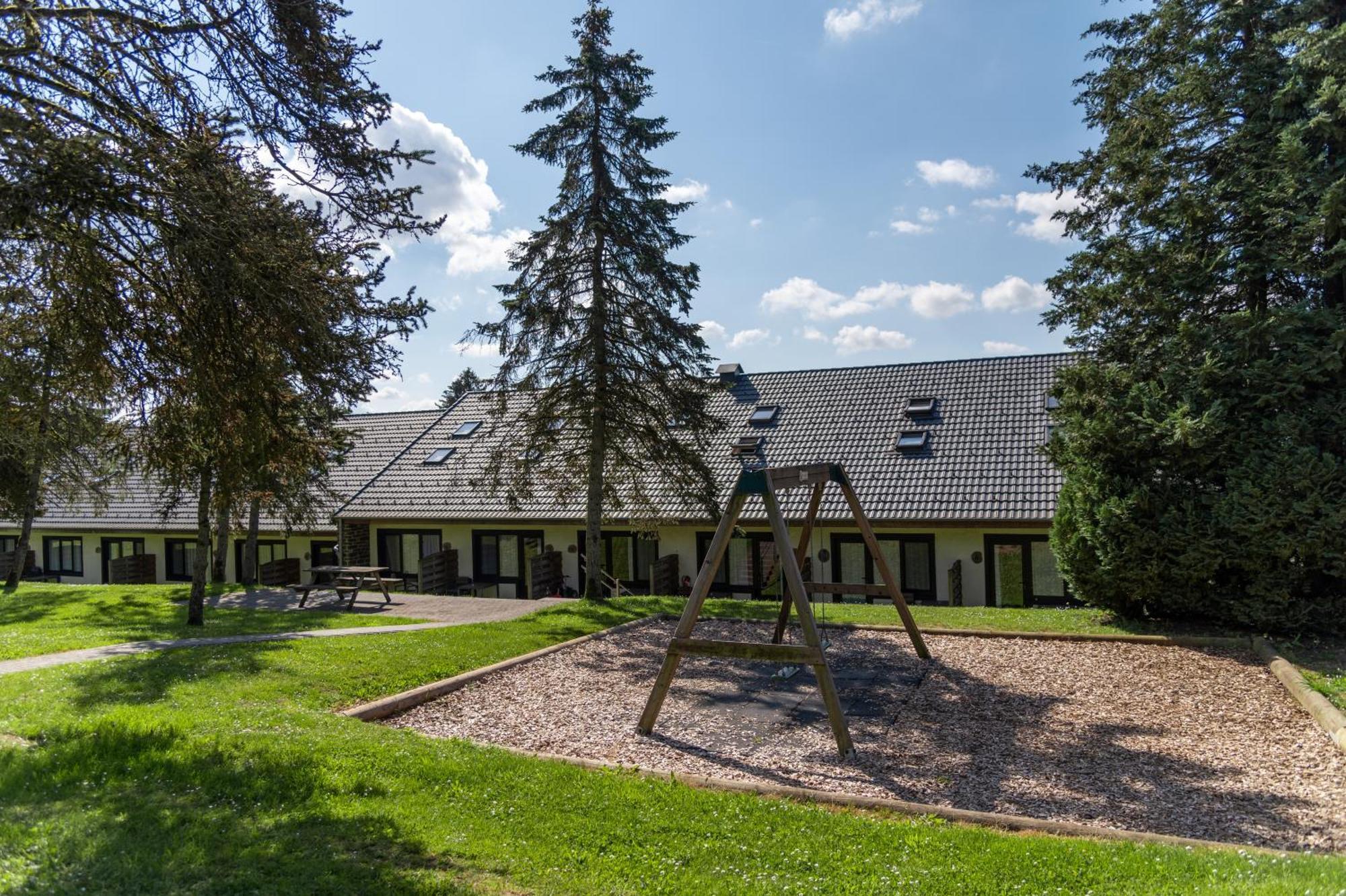 La Sapiniere Villa Hosingen Exterior photo